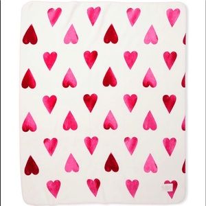 Victoria’s Secret Heart Blanket 💗